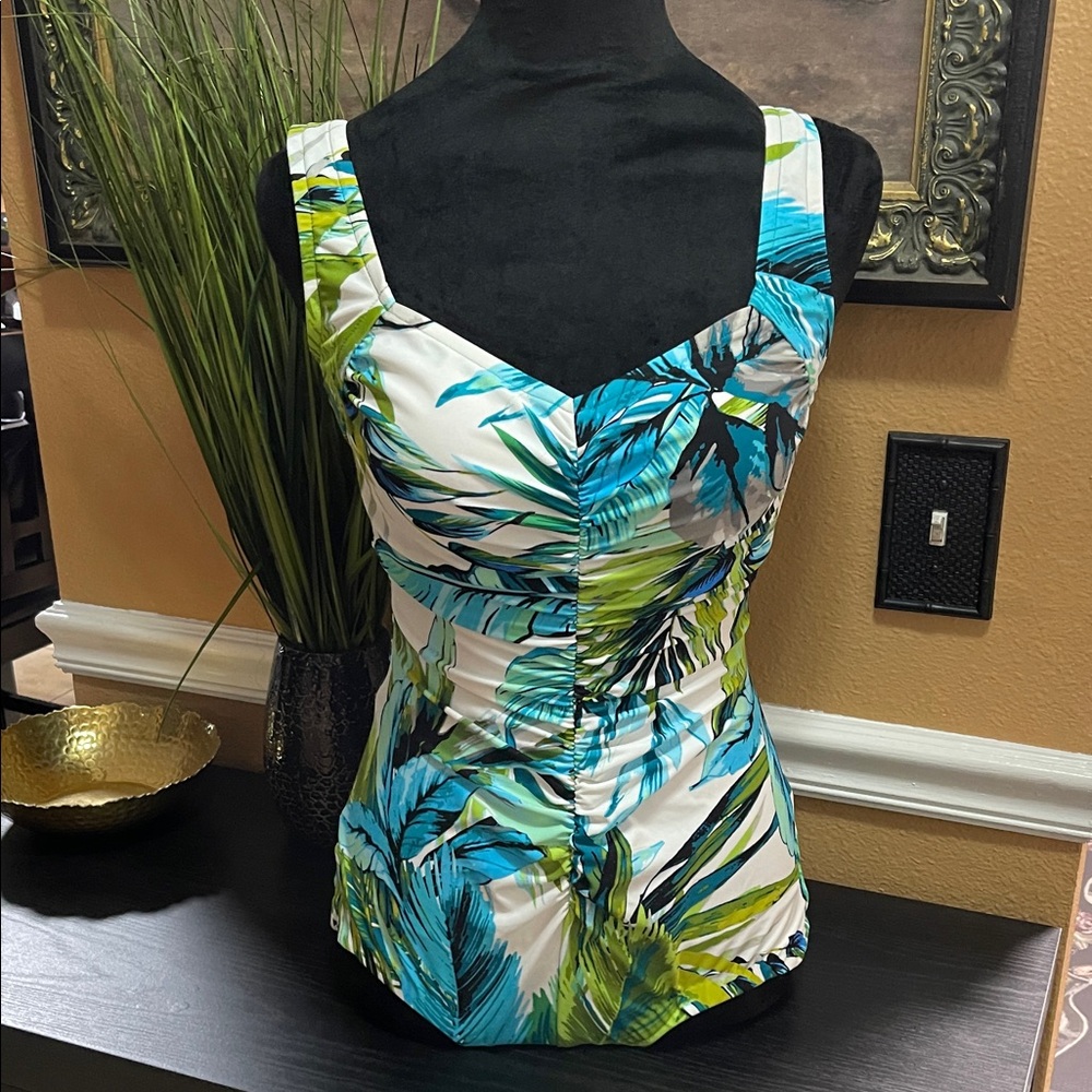 NWOT Maxine Tropical Print Women's swimsuit